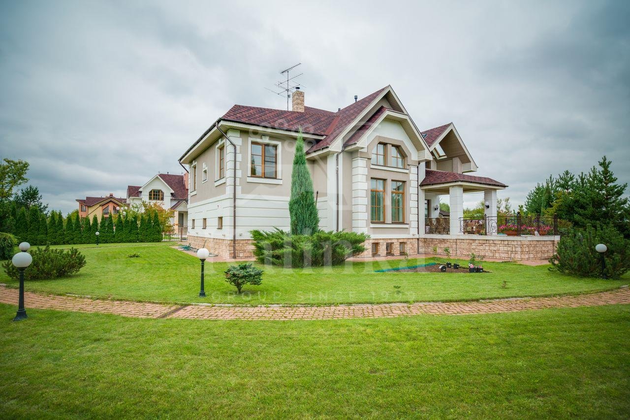 Рублевские Горки, 250 м2, 3 этажей, фото 1
