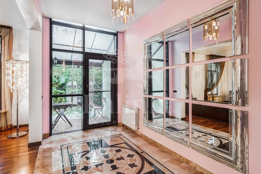 Флоранс, 350 м2, 3 этажей, фото 3