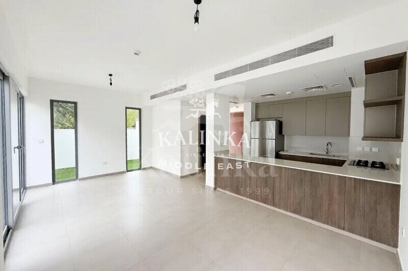 Tilal Al Ghaf, 5-комнатная, 240.8 м2, 2 этажей, фото 2