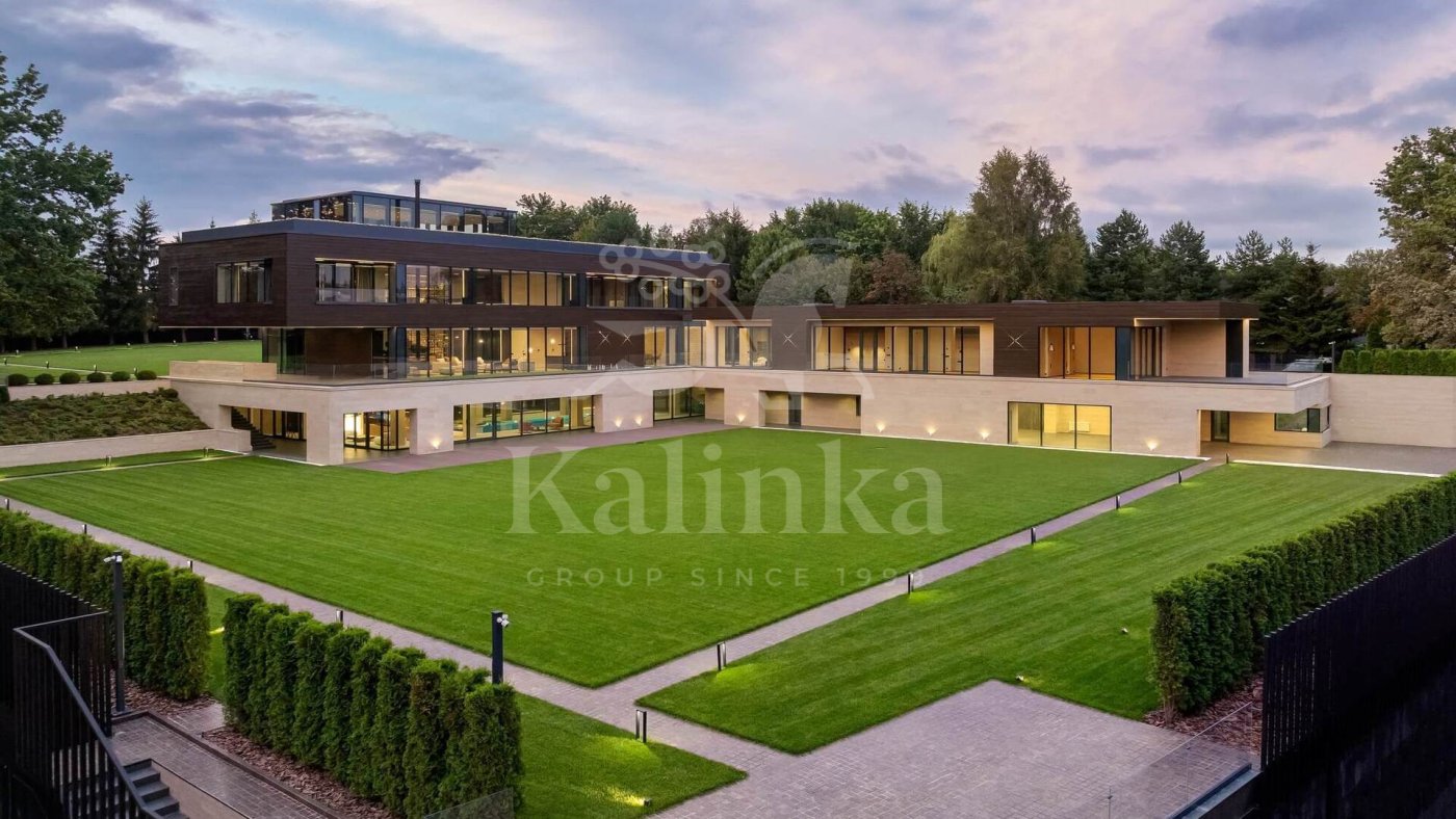 Рублёвские Горки, 2150 м2, 4 этажей, фото 1