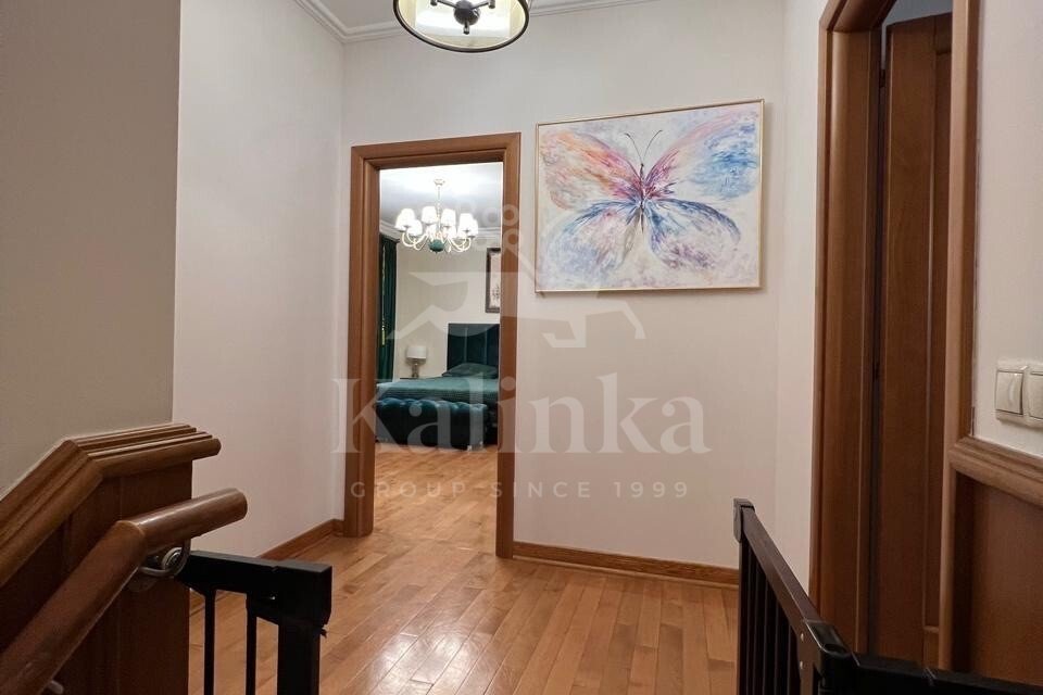 Николино, 376 м2, 2 этажей, фото 5