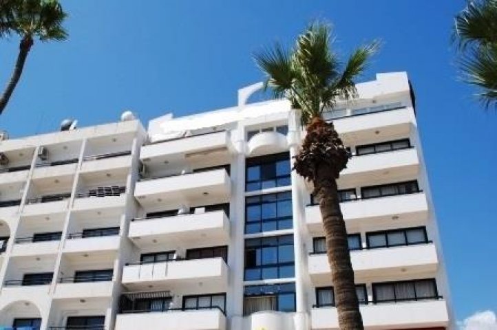 Апартаменты 40 <span>м<sup>2</sup></span> — Ларнака - Кипр, город Ларнака