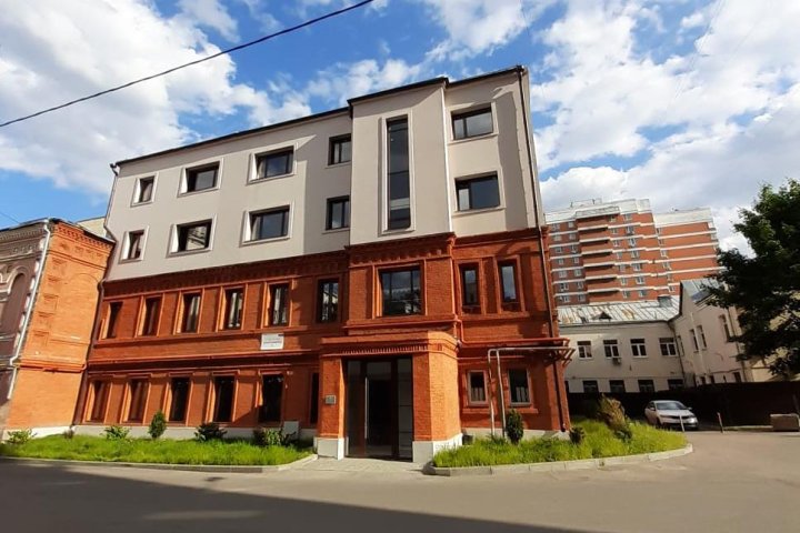 Александровский дом 