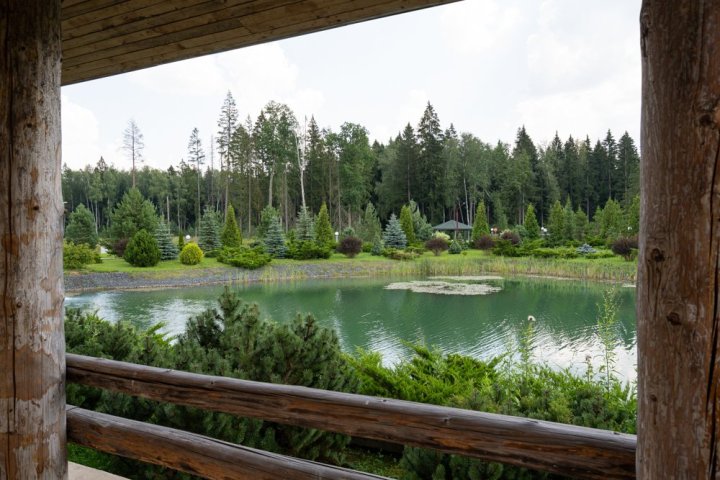 Дом 1004 м 2 — Азарово
