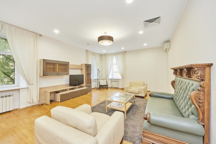 5-комнатная квартира 185 м 2 , 3 этаж