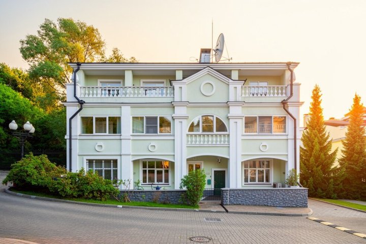 12-комнатная квартира 525 м 2 , 1 этаж — Покровский берег
